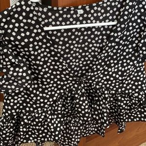 Shein flowy t shirt! So cute never worn!